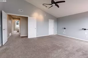 11041 SE Henderson Dr, Portland, OR 97266 - Photo 17