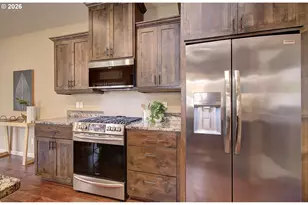 553 SE 23rd Terrace, Gresham, OR 97080 - Photo 11