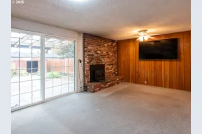 2563 York St, Eugene, OR 97404 - Photo 13