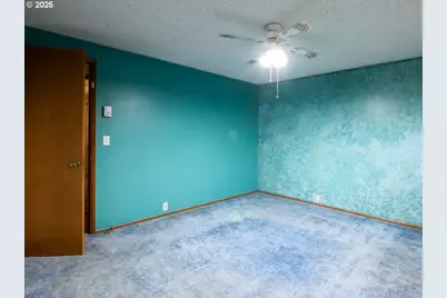 2563 York St, Eugene, OR 97404 - Photo 27