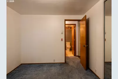 2563 York St, Eugene, OR 97404 - Photo 35