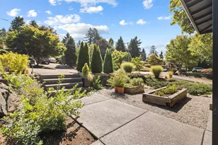 1547 Pine St, Lake Oswego, OR 97034 - Photo 37