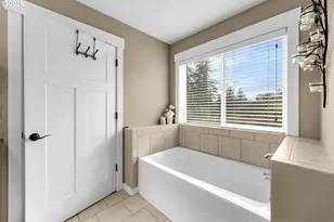 1525 N 8th St, Washougal, WA 98671 - Photo 31
