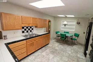 84755 Hwy 101, Florence, OR 97439 - Photo 11