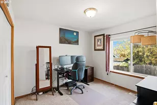 821 E Henry Rd, Newberg, OR 97132 - Photo 15