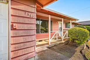 2562 Dover Dr, Eugene, OR 97404 - Photo 7