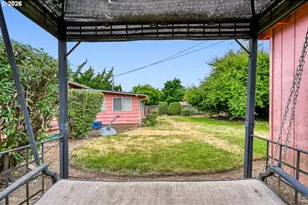 2562 Dover Dr, Eugene, OR 97404 - Photo 33