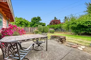 2562 Dover Dr, Eugene, OR 97404 - Photo 37