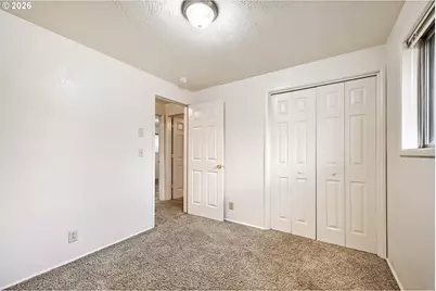 2562 Dover Dr, Eugene, OR 97404 - Photo 19