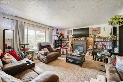 2562 Dover Dr, Eugene, OR 97404 - Photo 5