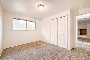 2562 Dover Dr, Eugene, OR 97404 - Photo 21