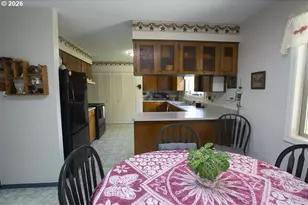 2448 Century Loop, La Grande, OR 97850 - Photo 5
