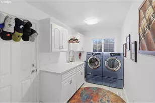 1235 NW Countryside Ct, McMinnville, OR 97128 - Photo 27