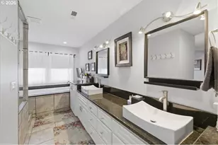 1235 NW Countryside Ct, McMinnville, OR 97128 - Photo 33