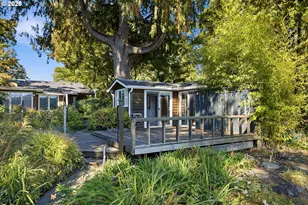 3750 Upper Dr, Lake Oswego, OR 97035 - Photo 41
