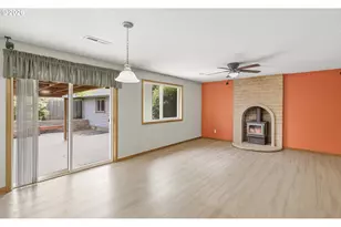 376 NW Jason Ct, Hillsboro, OR 97124 - Photo 9