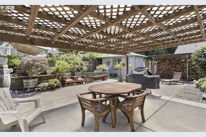 376 NW Jason Ct, Hillsboro, OR 97124 - Photo 25