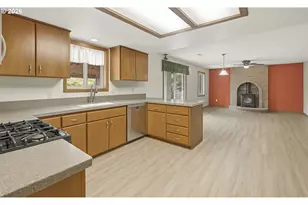 376 NW Jason Ct, Hillsboro, OR 97124 - Photo 11