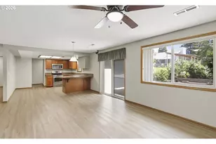 376 NW Jason Ct, Hillsboro, OR 97124 - Photo 13