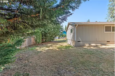 15641 SE Hugh Ave, Milwaukie, OR 97267 - Photo 35