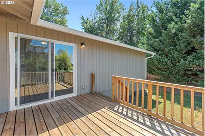 15641 SE Hugh Ave, Milwaukie, OR 97267 - Photo 31