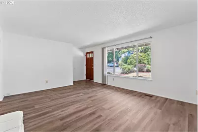 15641 SE Hugh Ave, Milwaukie, OR 97267 - Photo 7