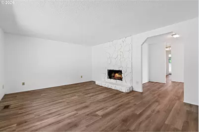 15641 SE Hugh Ave, Milwaukie, OR 97267 - Photo 5
