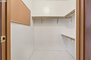 8300 NE Quatama St, Hillsboro, OR 97006 - Photo 17