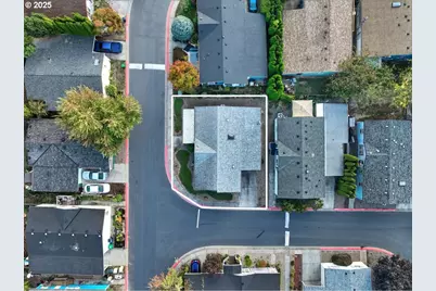 8300 NE Quatama St #104, Hillsboro, OR 97006 - Photo 35