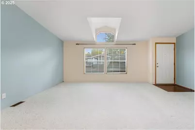 8300 NE Quatama St #104, Hillsboro, OR 97006 - Photo 5