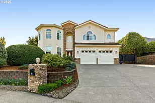 58 Shoreline Dr, Florence, OR 97439 - Photo 1