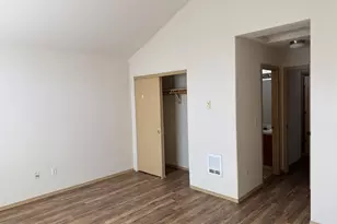 8728 SE Division St, Portland, OR 97266 - Photo 21