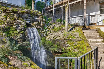 10150 S Riverside Dr, Portland, OR 97219 - Photo 41