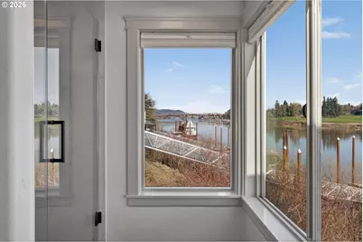 10150 S Riverside Dr, Portland, OR 97219 - Photo 27