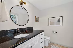 10150 S Riverside Dr, Portland, OR 97219 - Photo 19