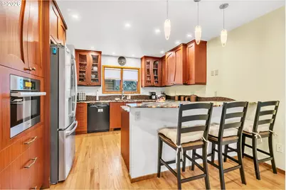 2036 Eastwood Ln, Eugene, OR 97401 - Photo 11