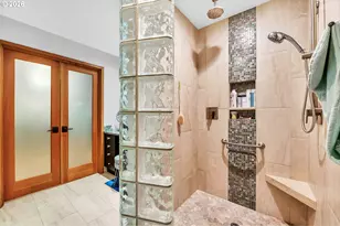 2036 Eastwood Ln, Eugene, OR 97401 - Photo 33