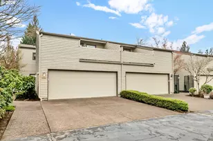 2036 Eastwood Ln, Eugene, OR 97401 - Photo 3