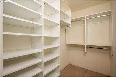 804 NE 174th Ave, Portland, OR 97230 - Photo 29