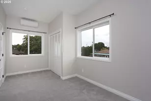 9628 SE Holgate Blvd, Portland, OR 97266 - Photo 5