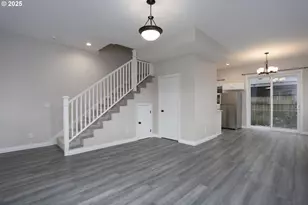 9628 SE Holgate Blvd, Portland, OR 97266 - Photo 3