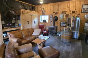 4340 State Hwy 38, Drain, OR 97435 - Photo 17