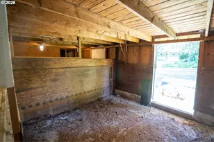 4340 State Hwy 38, Drain, OR 97435 - Photo 31