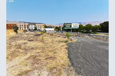 707 Snipes St, The Dalles, OR 97058 - Photo 11