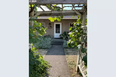 35218 Sykes Rd, Saint Helens, OR 97051 - Photo 1