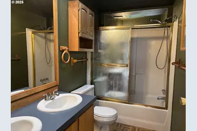 1655 S Elm St #526, Canby, OR 97013 - Photo 15