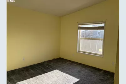 1655 S Elm St #526, Canby, OR 97013 - Photo 17