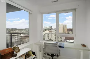 300 NW 8th Ave, Portland, OR 97209 - Photo 25