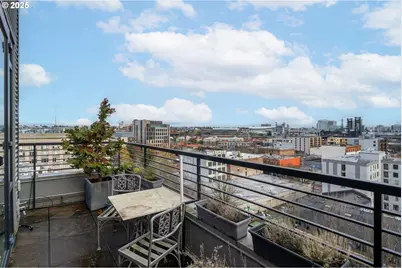 300 NW 8th Ave #902, Portland, OR 97209 - Photo 19