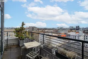 300 NW 8th Ave, Portland, OR 97209 - Photo 19